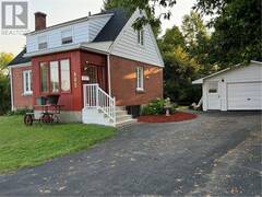 483 CATHERINE STREET S Pembroke Ontario, K8A 1W2