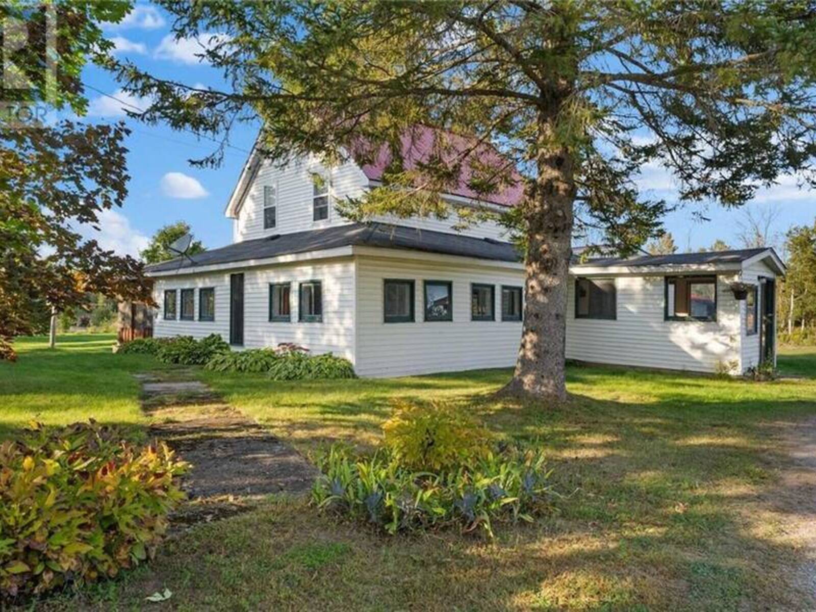 5258 MURPHY ROAD, Calabogie, Ontario K0J 1H0