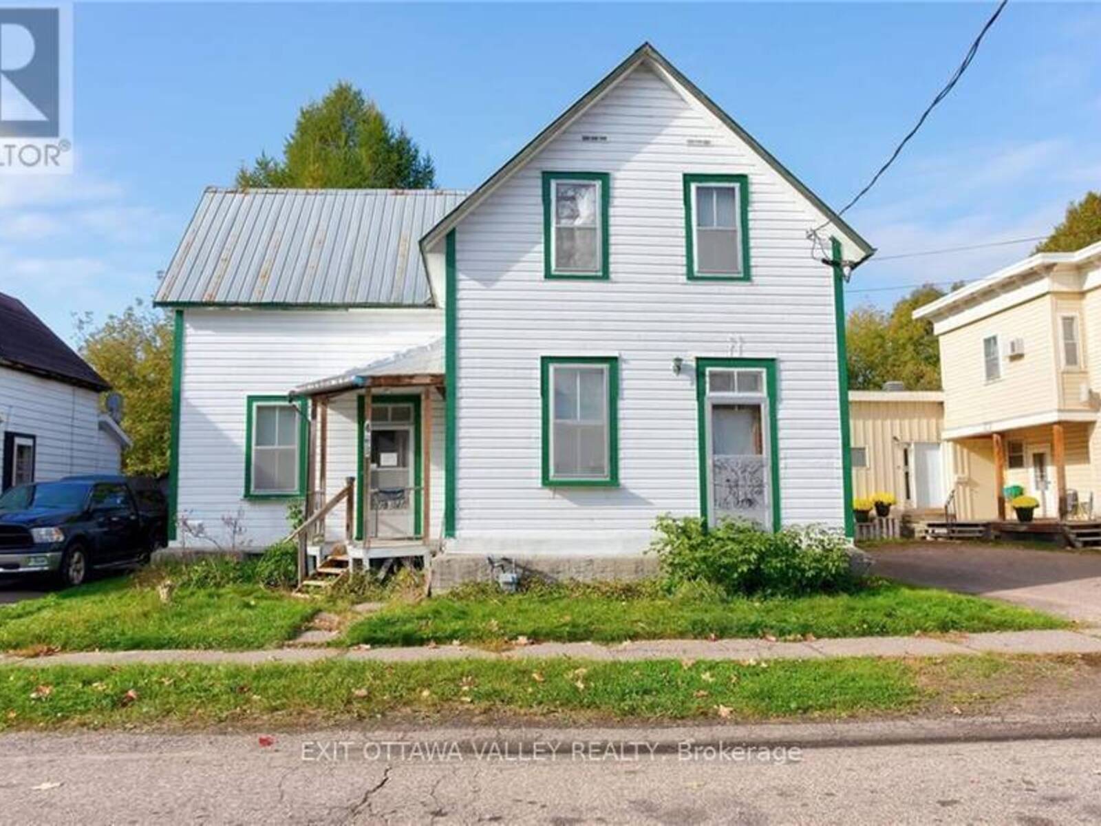 468 MOFFAT STREET, Pembroke, Ontario K8A 3Y1