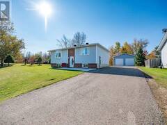 1108 BOUNDARY ROAD Pembroke Ontario, K8A 7X1