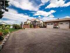 1315 BLAKELY CRESCENT Pembroke Ontario, K8A 6Z9