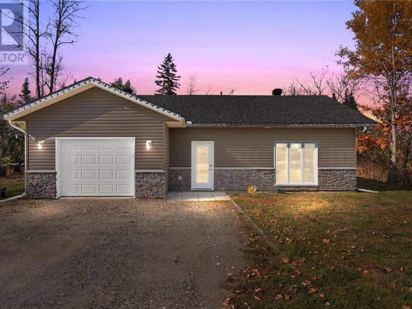 41 PARTRIDGE DRIVE, Calabogie, Ontario K0J 1H0