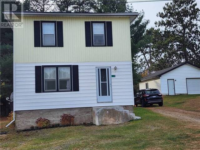 11 SHERWOOD DRIVE Barrys Bay Ontario, K0J 1B0