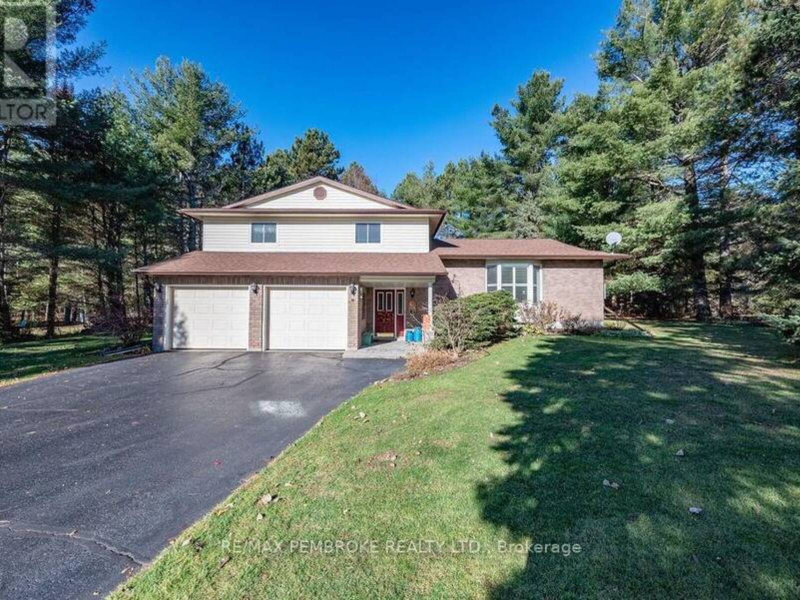 6 DEREK DRIVE, Petawawa, Ontario K8H 3L8