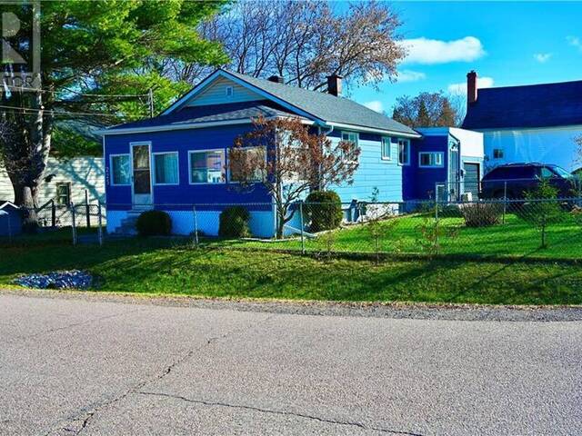 225 GEORGE STREET Pembroke Ontario, K8A 5J7