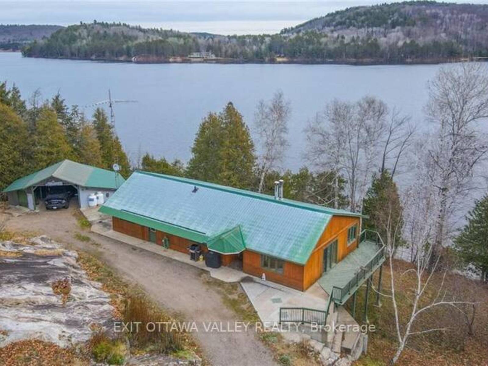 336 WILTOM DRIVE, Madawaska Valley, Ontario K0J 1B0