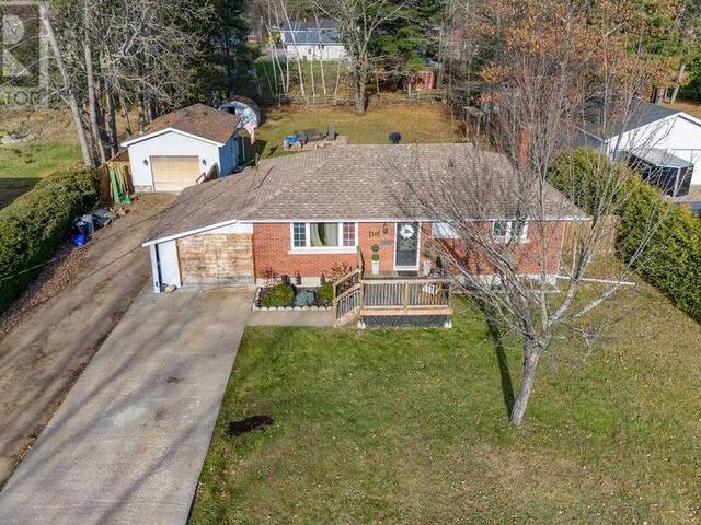 38 SUNSET CRESCENT Petawawa Ontario, K8H 2L9