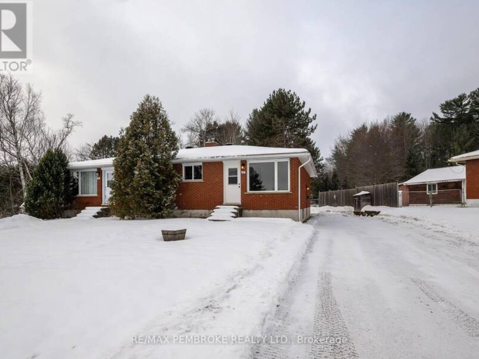 89 & 91 BRUMM ROAD, Petawawa, Ontario K8A 7G6