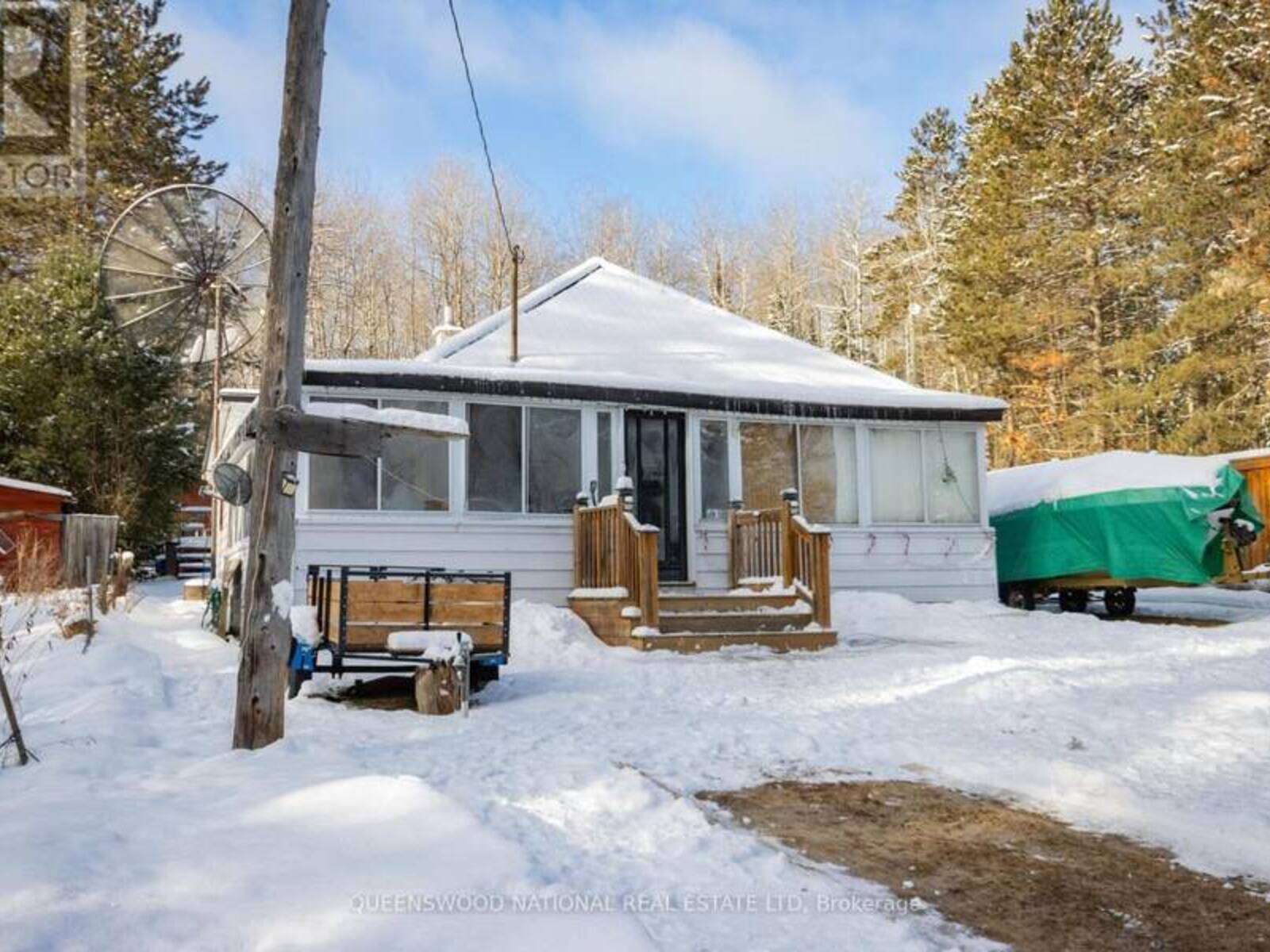 29 VICTORIA STREET, South Algonquin, Ontario K0J 2C0