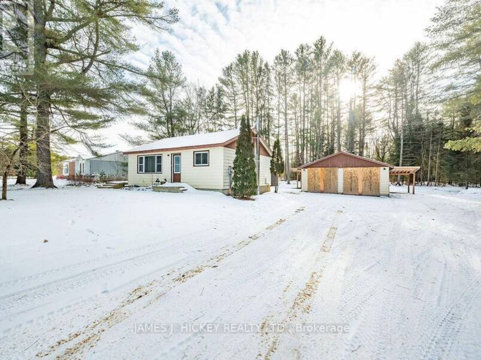 27 MEILLEURS ROAD, Deep River, Ontario K0J 1P0