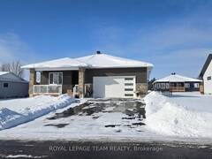 14 MORRISON DRIVE Cobden Ontario, K0J 1K0