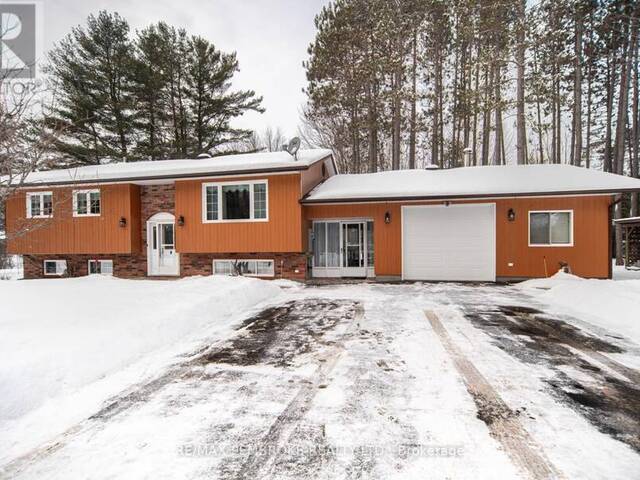 784 AIRPORT ROAD Petawawa Ontario, K8A 6W7 - 3 Bedrooms Home For Sale