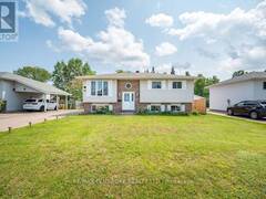 8 CRAIG PLACE Petawawa Ontario, K8H 3L3