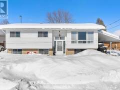 10 ARCHIBALD STREET Cobden Ontario, K0J 1K0