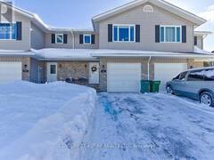 41 WINSTON AVENUE Petawawa Ontario, K8H 0C1