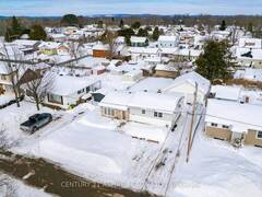 653 LORNE STREET W Pembroke Ontario, K8A 6T1