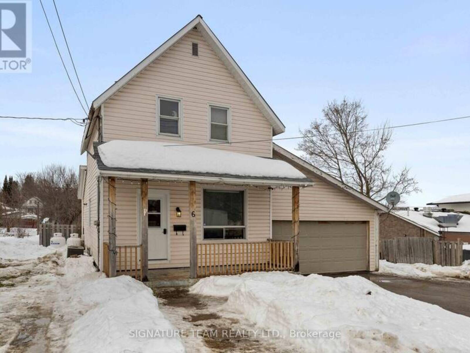 6 MEADOW STREET, Cobden, Ontario K0J 1K0