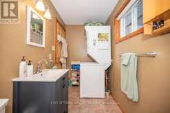 51 MYRLIN WAY | Deep River Ontario | Slide Image Twelve