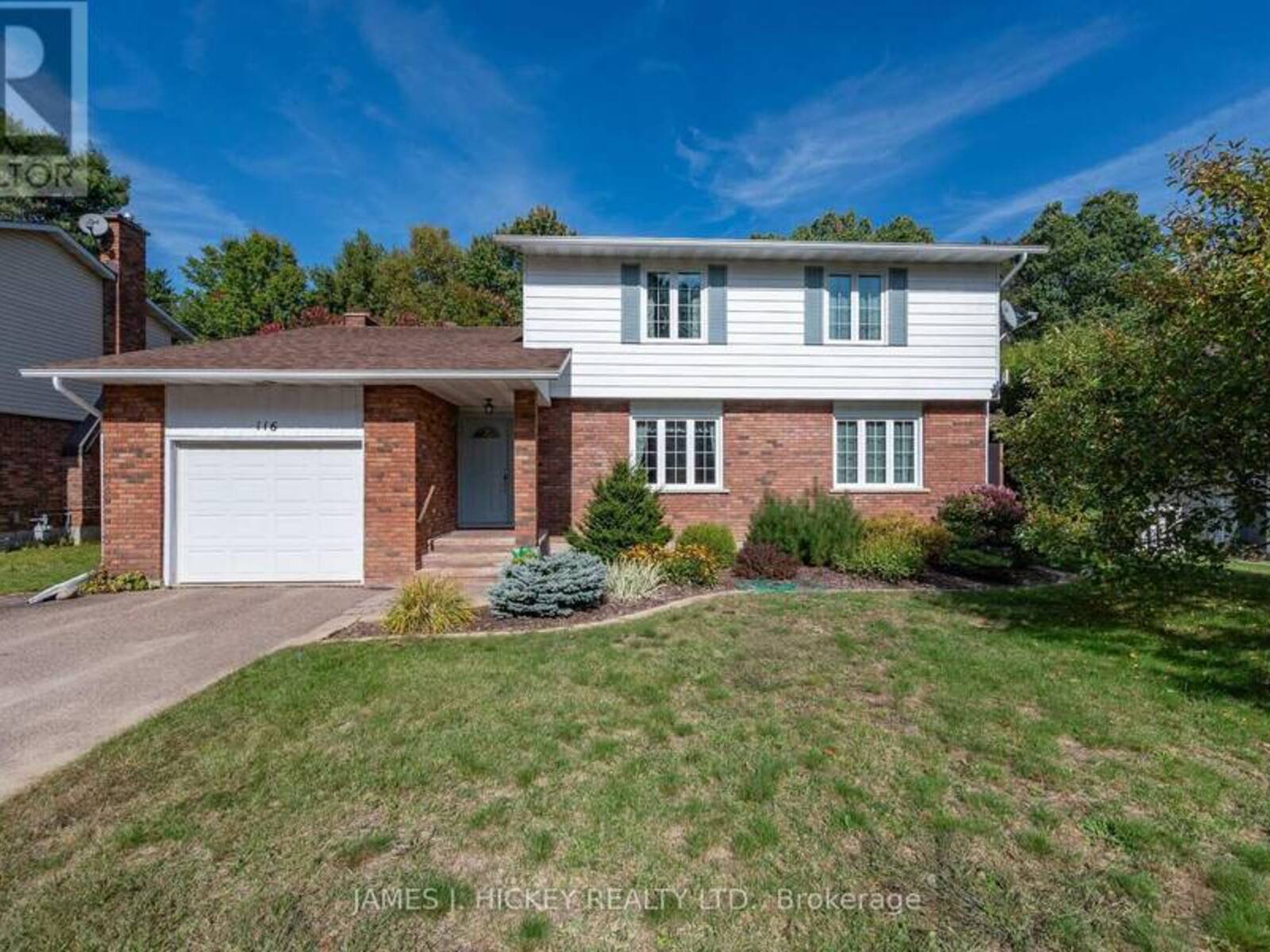 116 FRONTENAC CRESCENT, Deep River, Ontario K0J 1P0