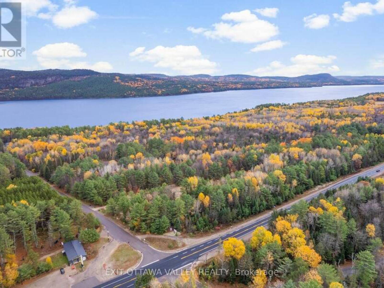 PART 7 MOORES ROAD, Deep River, Ontario K0J 1P0
