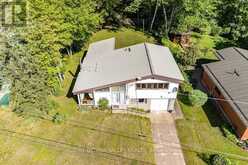 3 NEWTON CRESCENT | Deep River Ontario | Slide Image Three