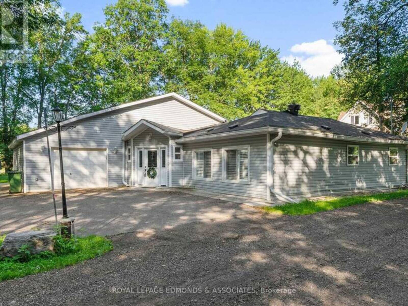 731 FRANCIE LANE, Pembroke, Ontario K8A 6W2