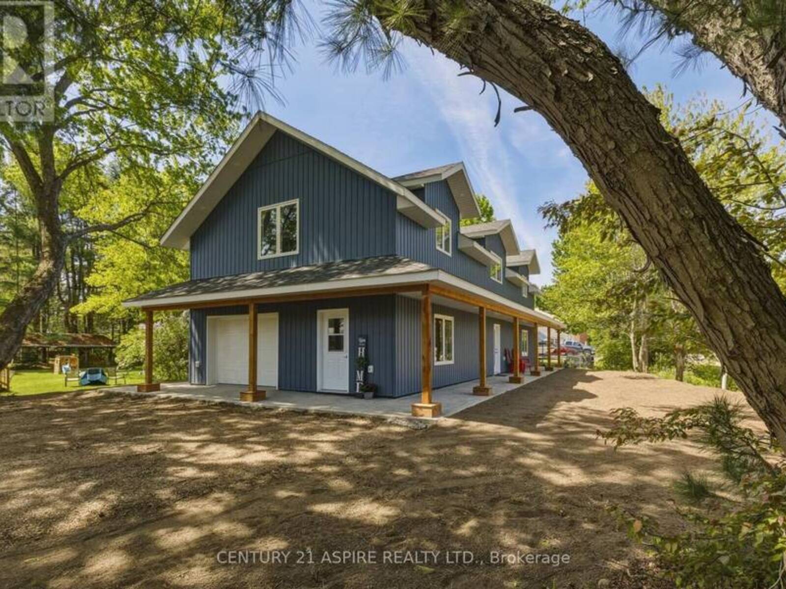 32 WILSON STREET, Laurentian Hills, Ontario K0J 1J0