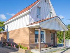 41 INGLIS STREET Madawaska Valley Ontario, K0J 1B0