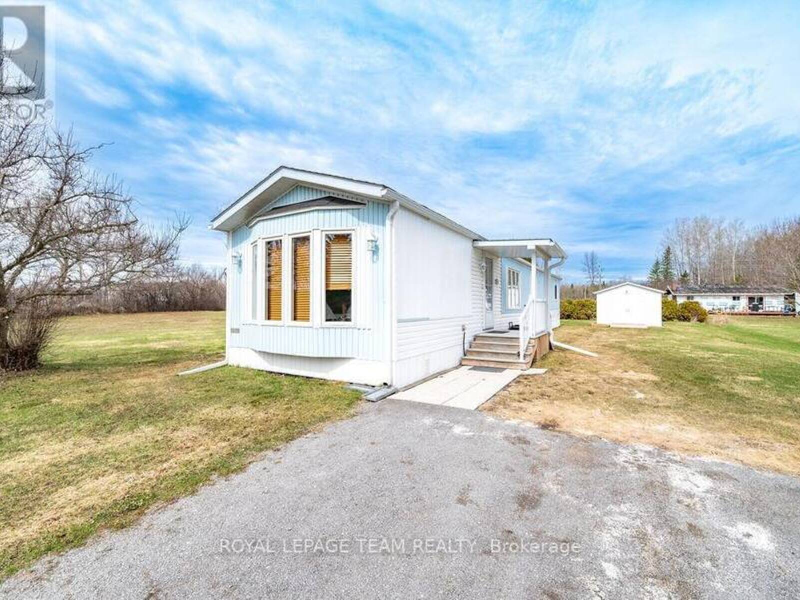 46 SUNSET LANE, Horton, Ontario K7V 0A5