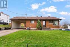 90 DEACON STREET | Pembroke Ontario | Slide Image Five