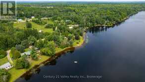 53 DOWNING LANE | Greater Madawaska Ontario | Slide Image Five