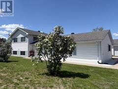 31 SILKE DRIVE Petawawa Ontario, K8H 2L3
