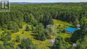 842 CENTREVIEW ROAD | Madawaska Valley Ontario | Slide Image Four