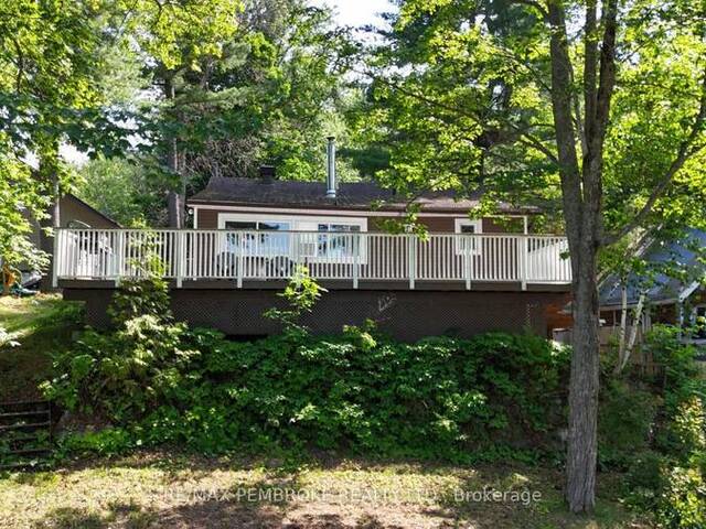 80 MACGREGOR BAY TRAIL Petawawa Ontario, K8A 8K9 - 1 Bedroom Waterfront Home For sale