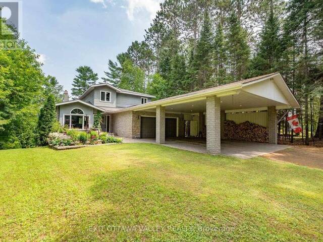 10 RYANS CAMP LANE Deep River Ontario, K0J 1P0 - 7 Bedrooms Waterfront Home For sale