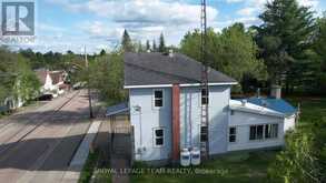 190 QUEEN STREET | Killaloe, Hagarty and Richards Ontario | Slide Image Thirteen