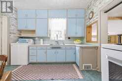 190 QUEEN STREET | Killaloe, Hagarty and Richards Ontario | Slide Image Nineteen