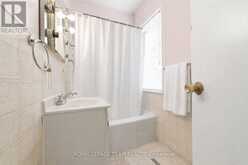 190 QUEEN STREET | Killaloe, Hagarty and Richards Ontario | Slide Image Thirty-two