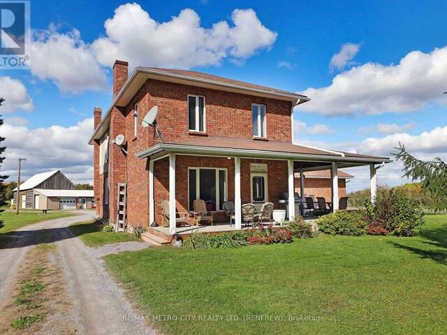 704 CLIFFORD SIDE ROAD Renfrew Ontario, K7V 3Z4 - Farm For Sale
