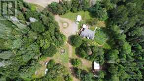 96 ADDINGTON RD. 6 ROAD | Addington Highlands Ontario | Slide Image Three
