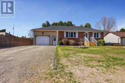 99 MAPLE STREET | Bancroft Ontario | Slide Image Two