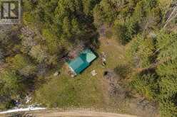 6 GRANNY LANE | Killaloe, Hagarty and Richards Ontario | Slide Image Ten