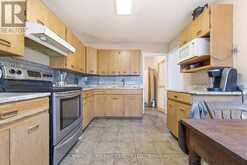 38 BEACH AVENUE | Deep River Ontario | Slide Image Ten