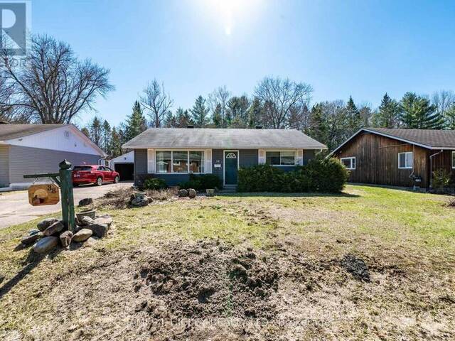 38 BEACH AVENUE Deep River Ontario, K0J 1P0 - 2 Bedrooms Home For Sale