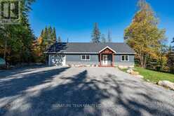 42 HUDSON TRAIL | Eganville Ontario | Slide Image Two