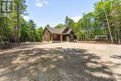747 LAKEWOODS DRIVE | Madawaska Valley Ontario | Slide Image Three