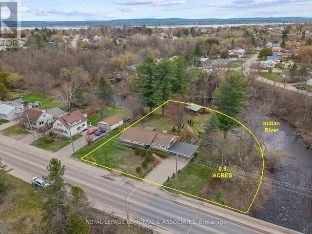 499 BOUNDARY ROAD E Pembroke Ontario, K8A 6L7 - 3 Bedrooms Waterfront Home For sale