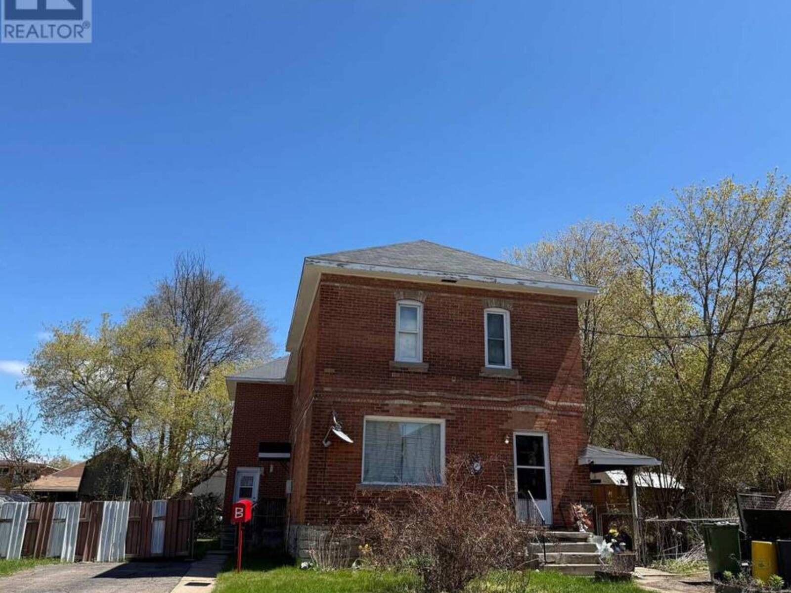 153 CECELIA STREET, Pembroke, Ontario K8A 1R7