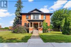 48 HALL AVENUE E | Renfrew Ontario | Slide Image One
