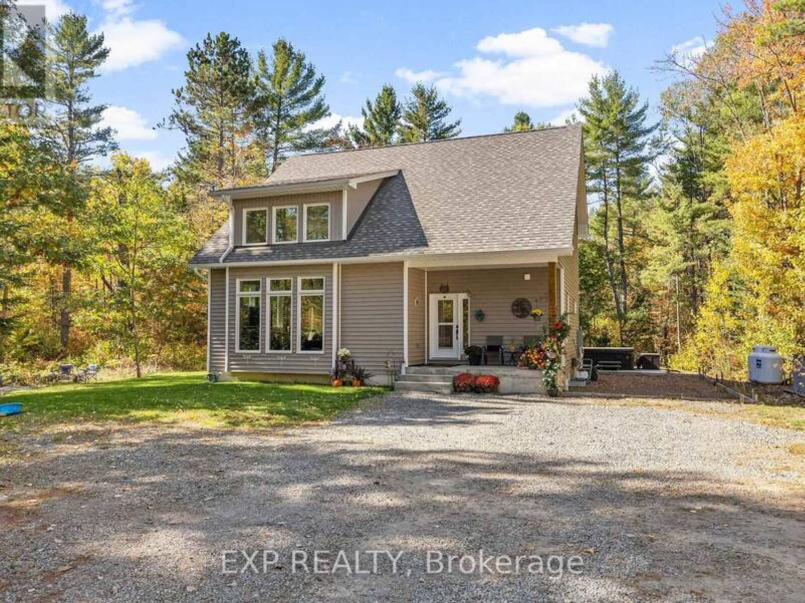 427 PAUGH LAKE ROAD, Madawaska Valley, Ontario K0J 1B0